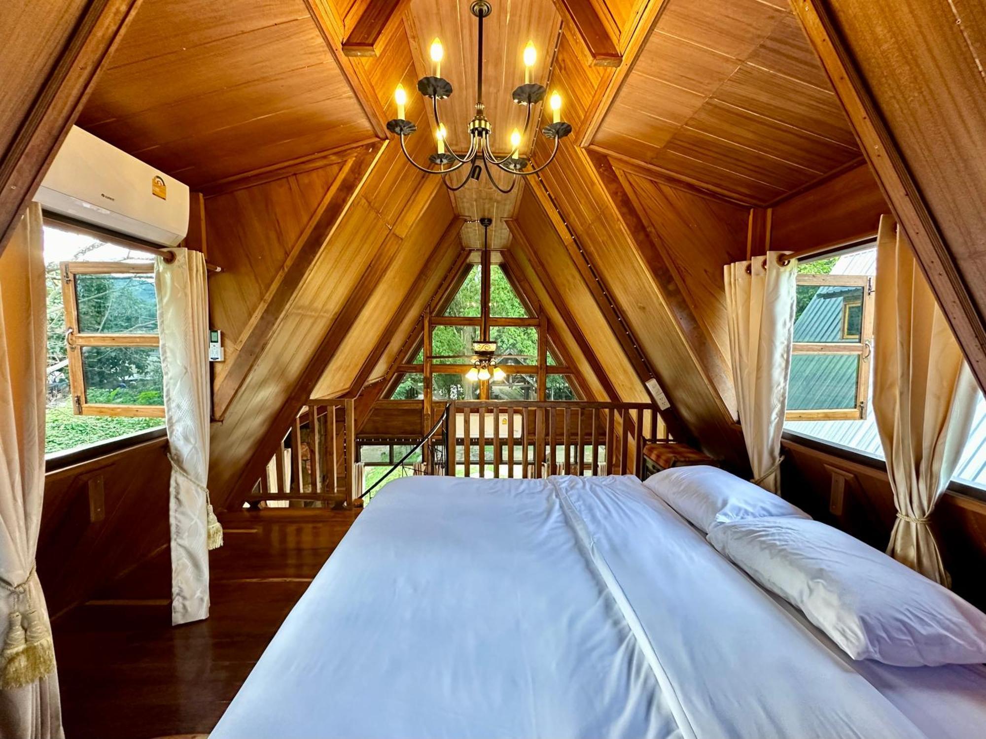 Ban Kaew Mo Ra Glamping & Restaurant Hotel Pang Mapha Екстериор снимка