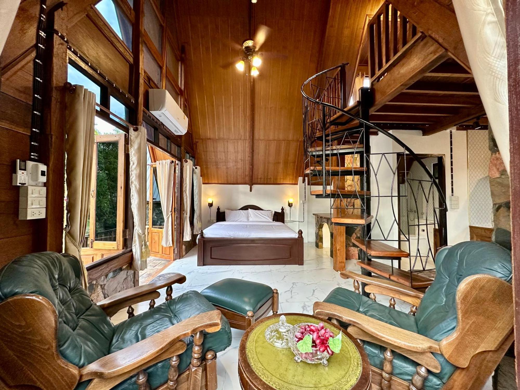 Ban Kaew Mo Ra Glamping & Restaurant Hotel Pang Mapha Екстериор снимка