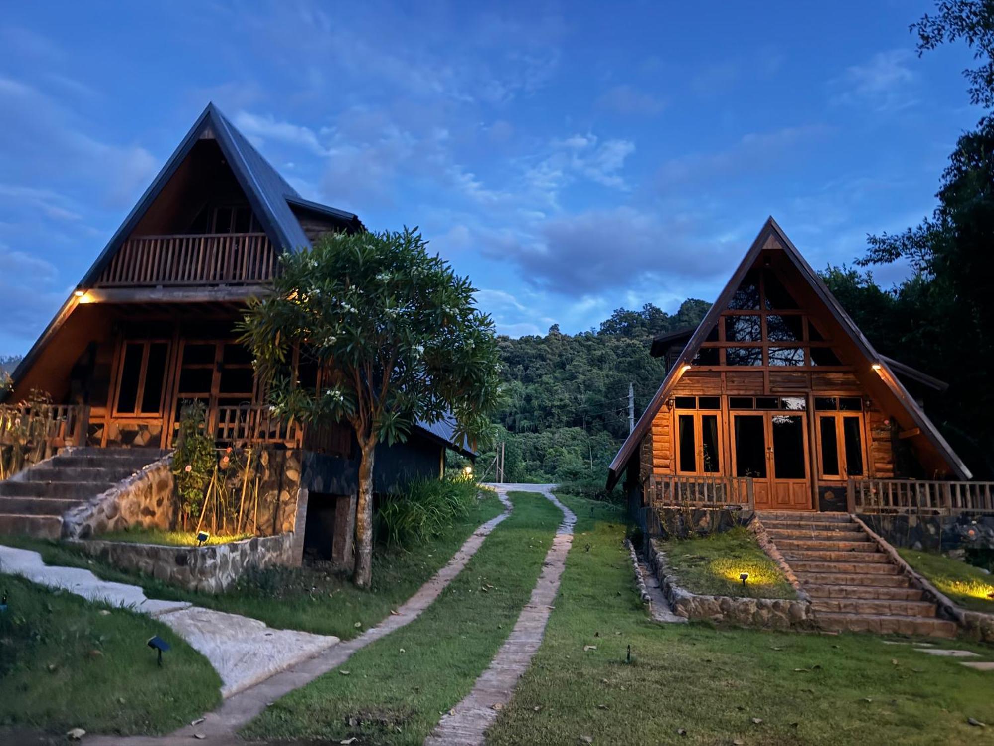 Ban Kaew Mo Ra Glamping & Restaurant Hotel Pang Mapha Екстериор снимка