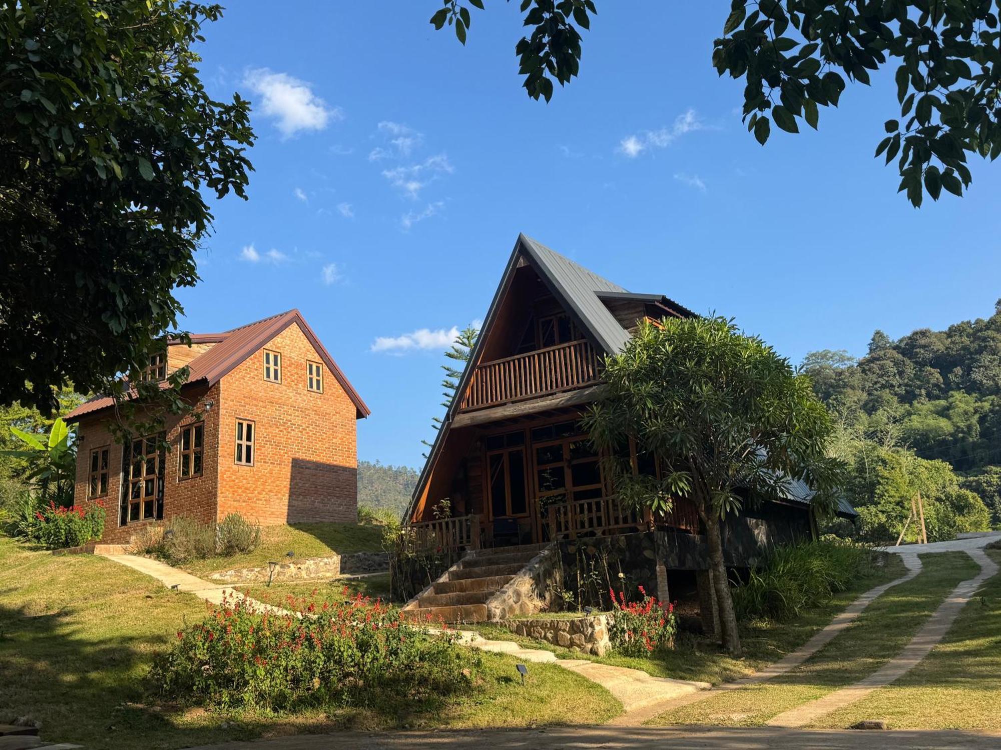 Ban Kaew Mo Ra Glamping & Restaurant Hotel Pang Mapha Екстериор снимка