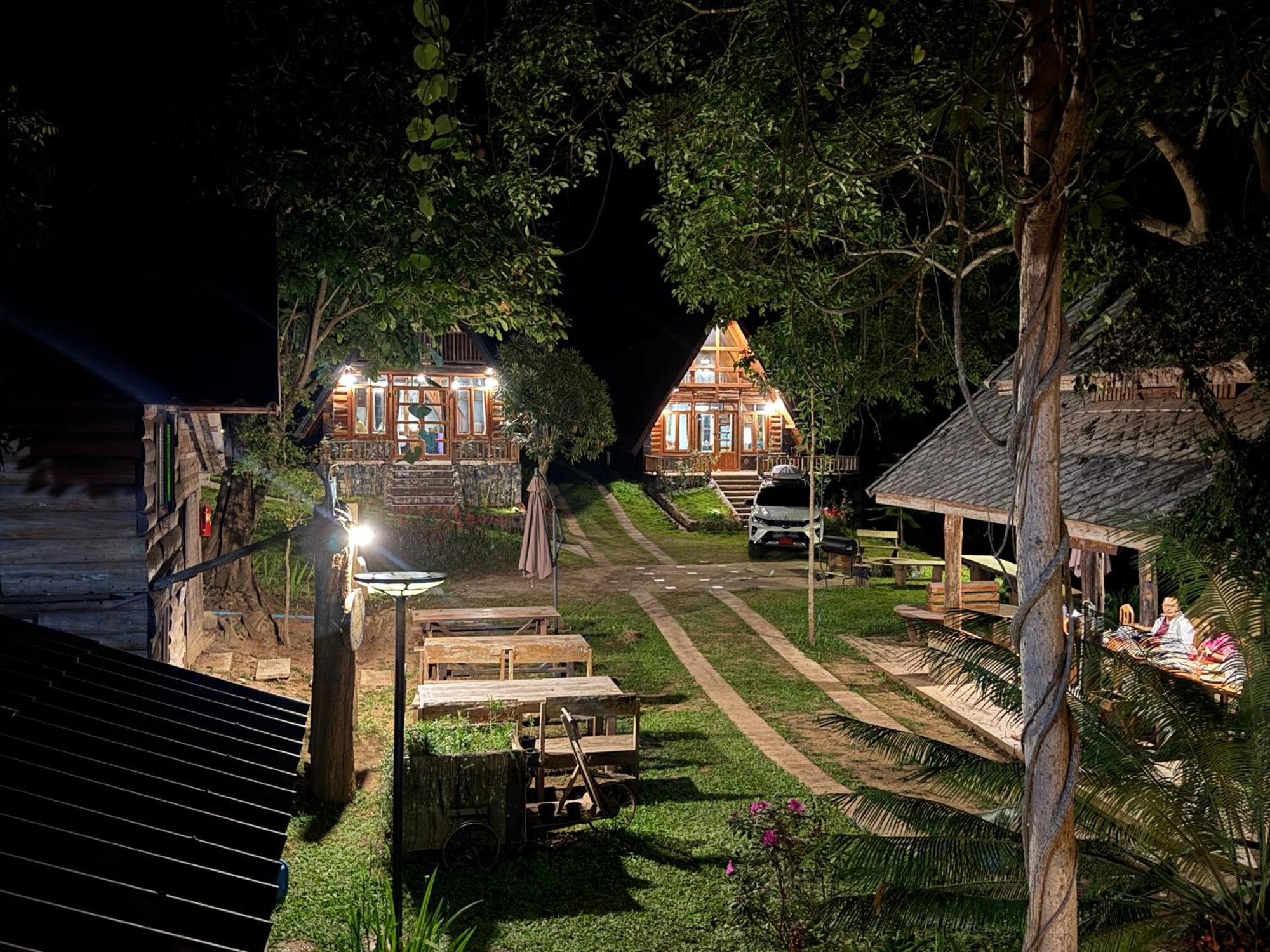 Ban Kaew Mo Ra Glamping & Restaurant Hotel Pang Mapha Екстериор снимка