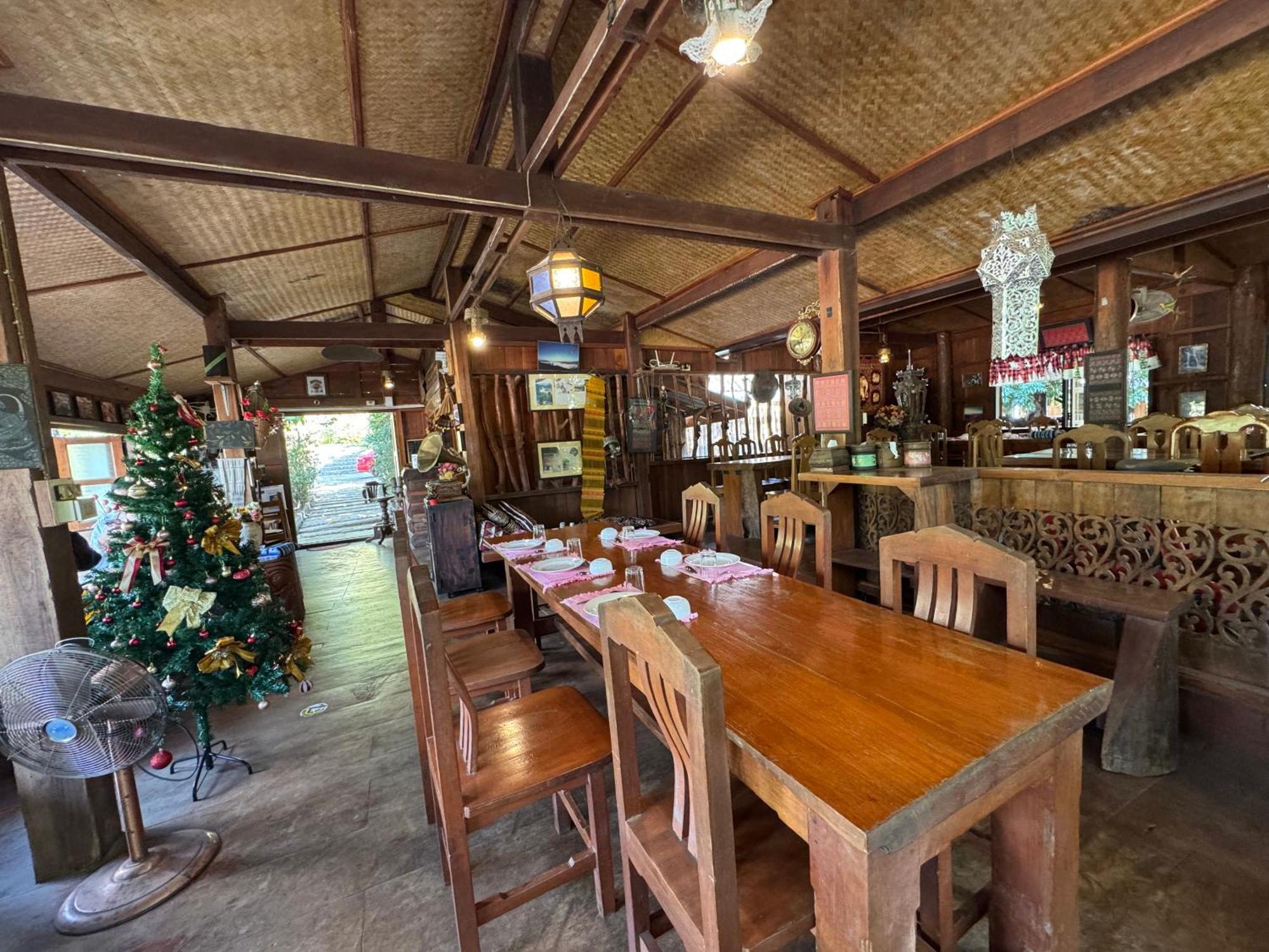 Ban Kaew Mo Ra Glamping & Restaurant Hotel Pang Mapha Екстериор снимка